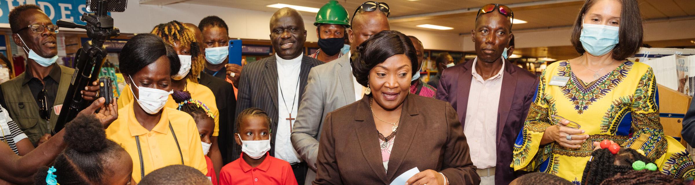 Monrovia, Liberia :: Vice President of Liberia Jewel Taylor visits Logos Hope.