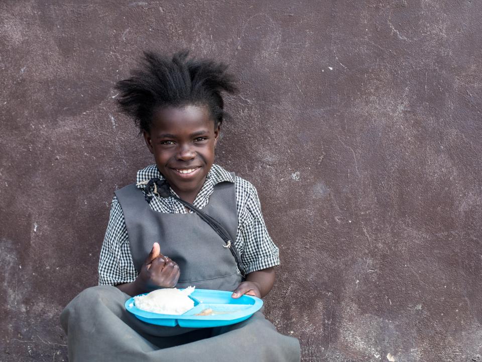 Eine Schülerin der Makwati-Schule in Sambia