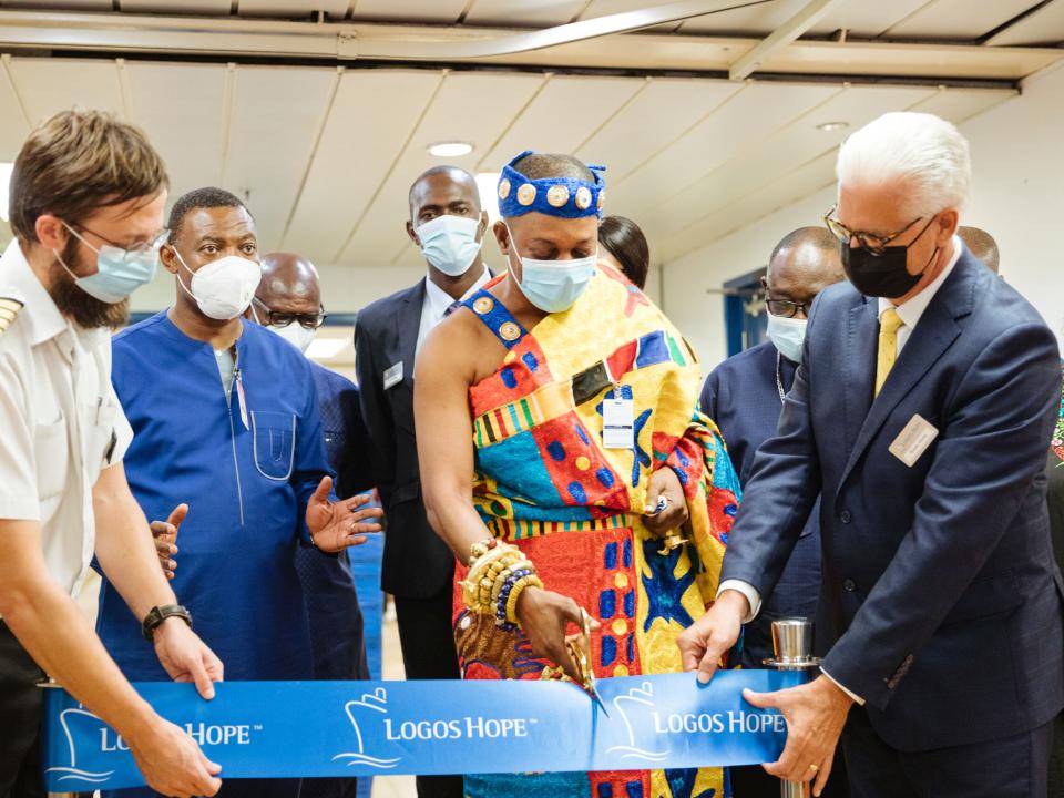 Takoradi, Ghana :: King Okukrubor Agyemang V officially opens the bookfair in Takoradi.