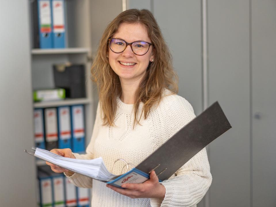 Office worker. Photo by Achim Schneider