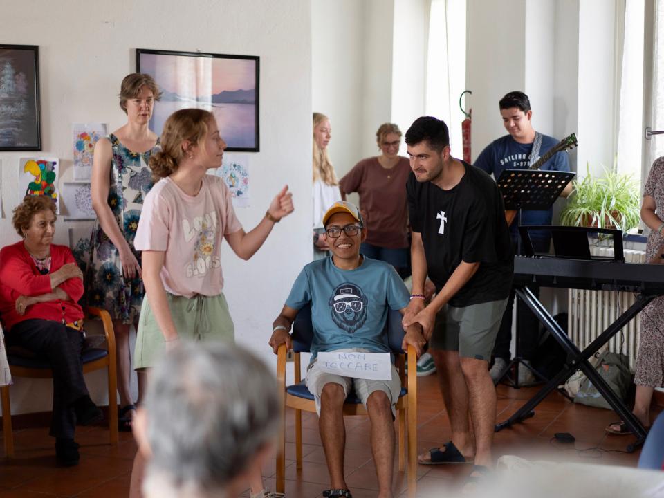 Short-term outreach in Asti in the Italian region of Piedmont. Photo by Achim Schneider.