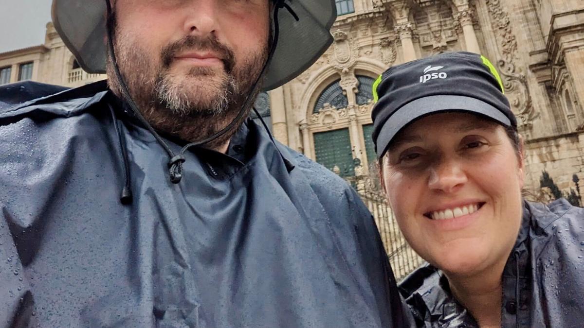 Jason and Carrie Noble (USA), working with OM in Spain